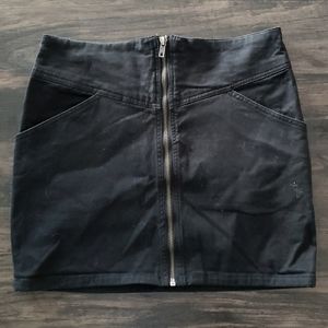 H&M Divided Short Zip-Up Skirt
